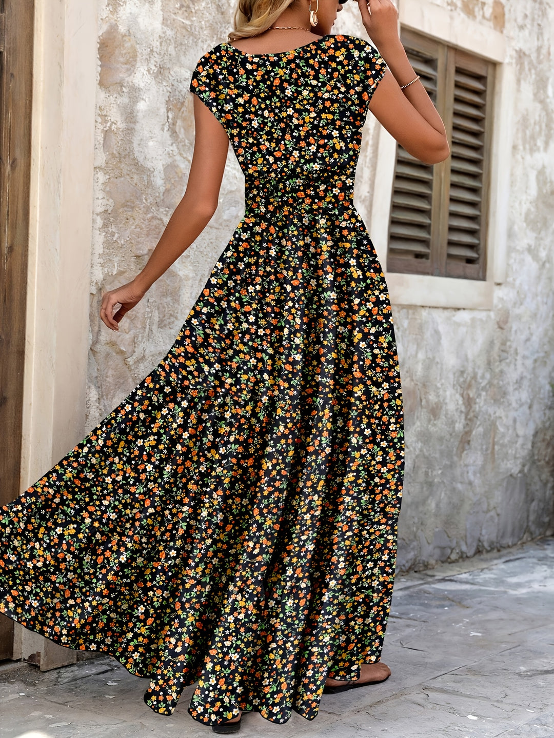 Women's Ditsy Floral Smocked Tiered Maxi Boho Dress