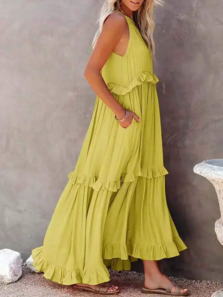 Elegant Tiered Chiffon Maxi Cocktail Dress for Women with Halter Neckline Ruffle Layers Flowing Skirt