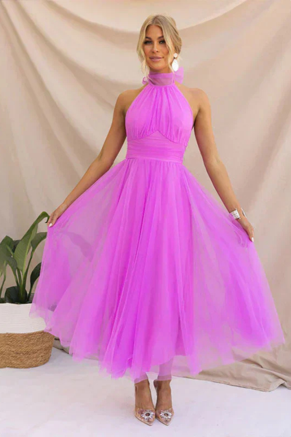 Elegant Tulle Maxi Dress for Women with Halter Neck Sleeveless Flowy Formal Wedding Guest Style