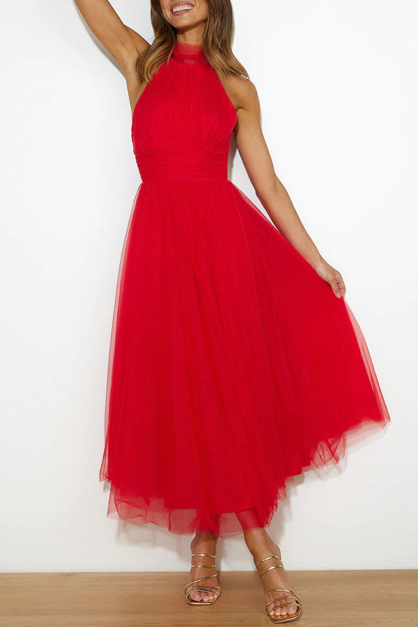Elegant Tulle Maxi Dress for Women with Halter Neck Sleeveless Flowy Formal Wedding Guest Style