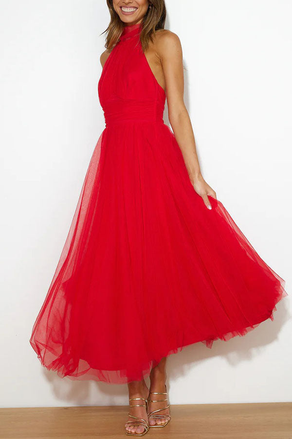 Elegant Tulle Maxi Dress for Women with Halter Neck Sleeveless Flowy Formal Wedding Guest Style
