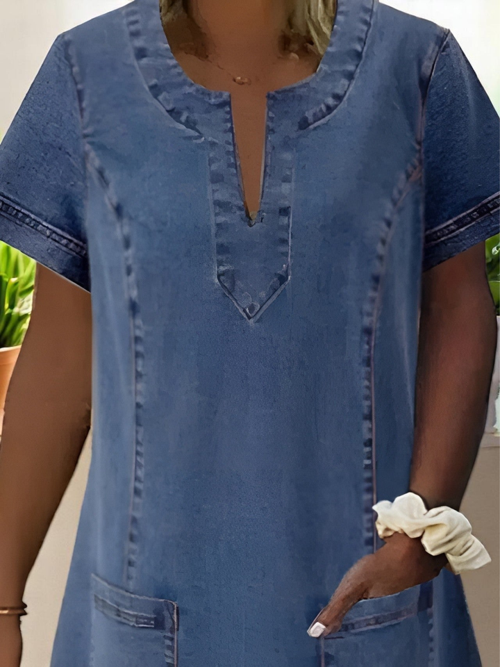 Effortless Blue Denim Shift Dress for Women with Notch V-Neck Short Sleeve Pocket Relaxed Casual Style