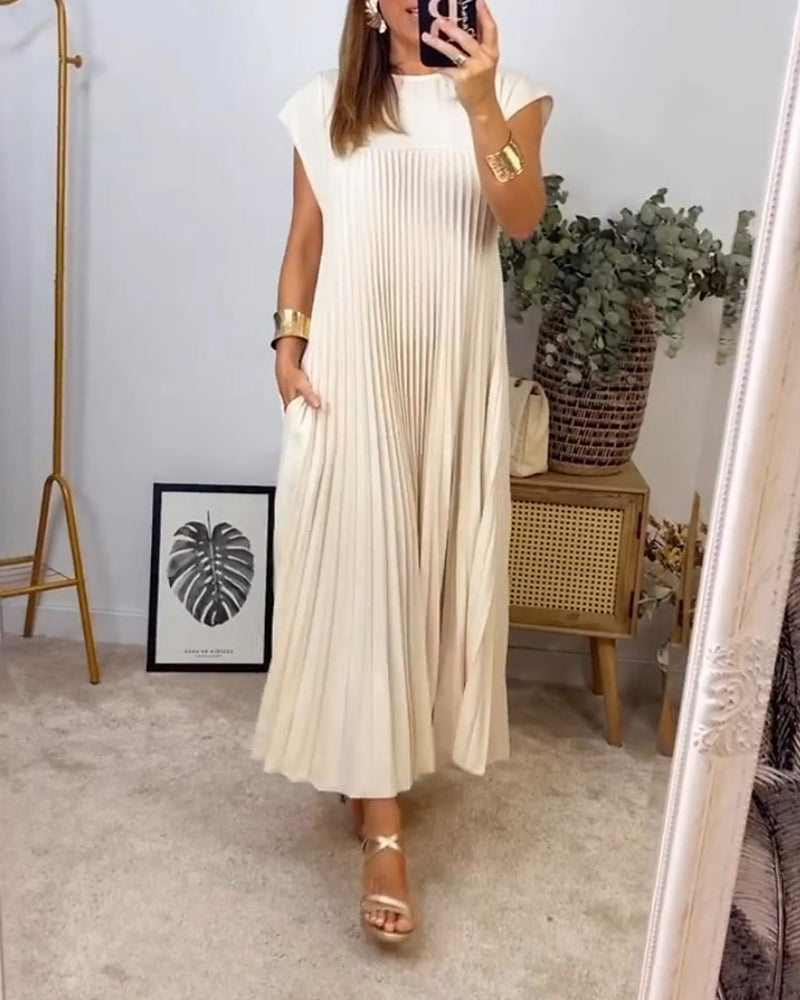 Effortless Pleated Maxi Dress for Women with Sleeveless Round Neck Flowy Relaxed Casual Style