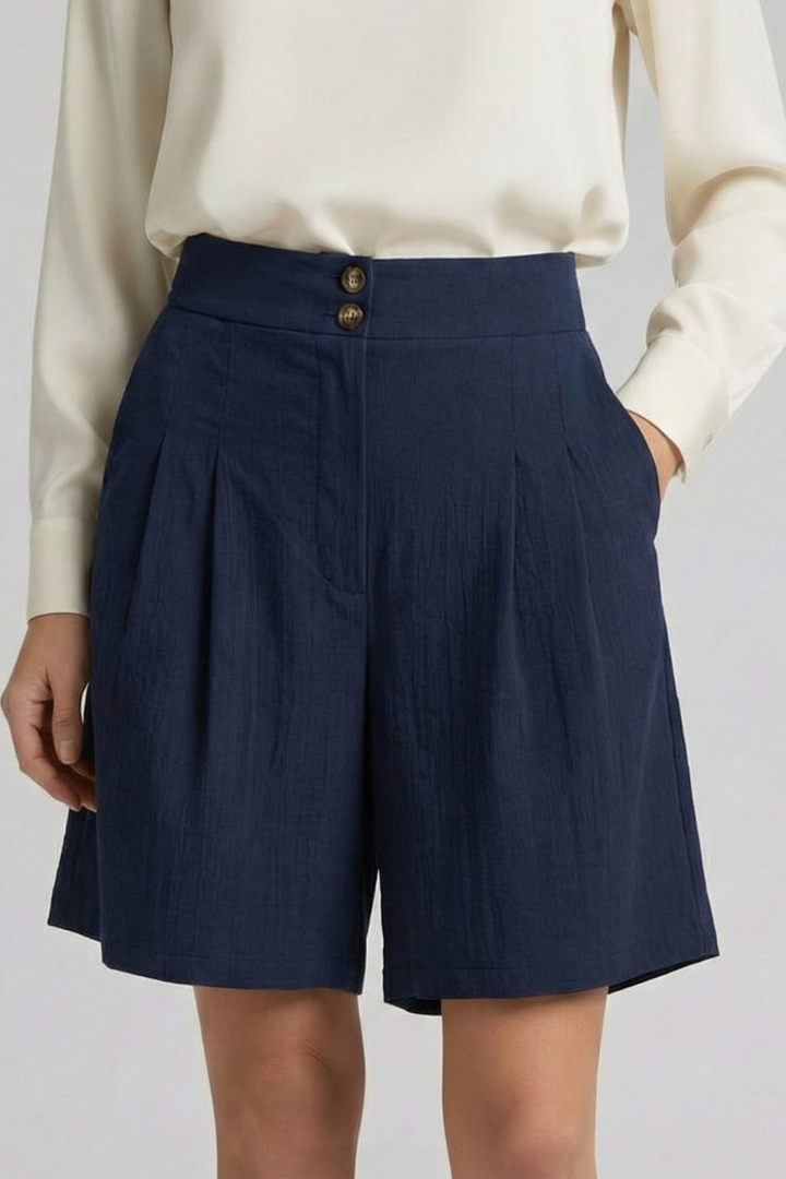Effortless Tailored Bermuda Shorts for Women with High Waist Pleated Front Side Pocket Style