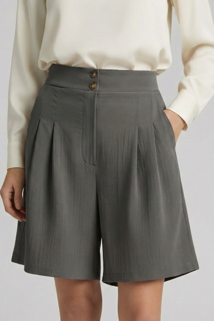 Effortless Tailored Bermuda Shorts for Women with High Waist Pleated Front Side Pocket Style