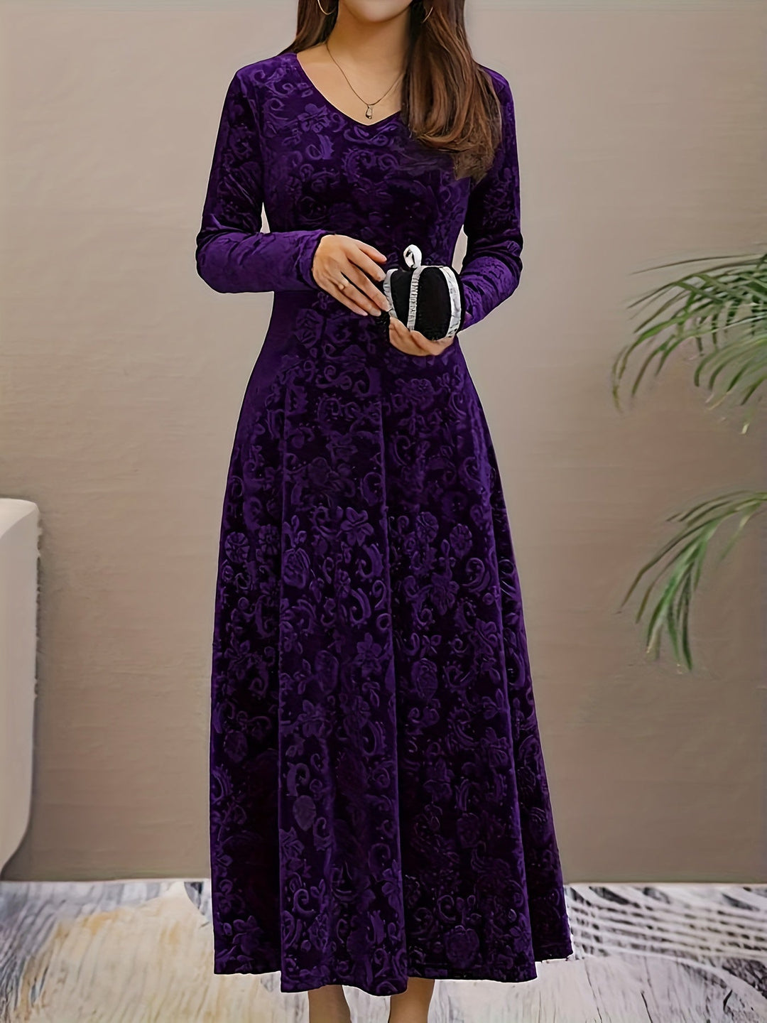 Elegant Velvet Floral Maxi Dress for Women with V Neck Long Sleeve A Line Flowing Formal Style