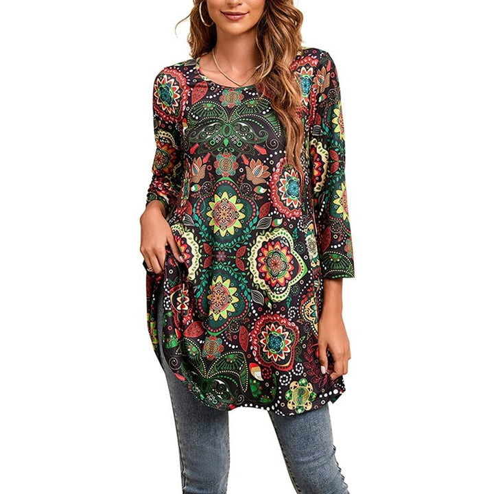 Effortless Paisley Print Tunic Top for Women with Scoop Neck Elbow Sleeve Flowy Swing Bohemian Style