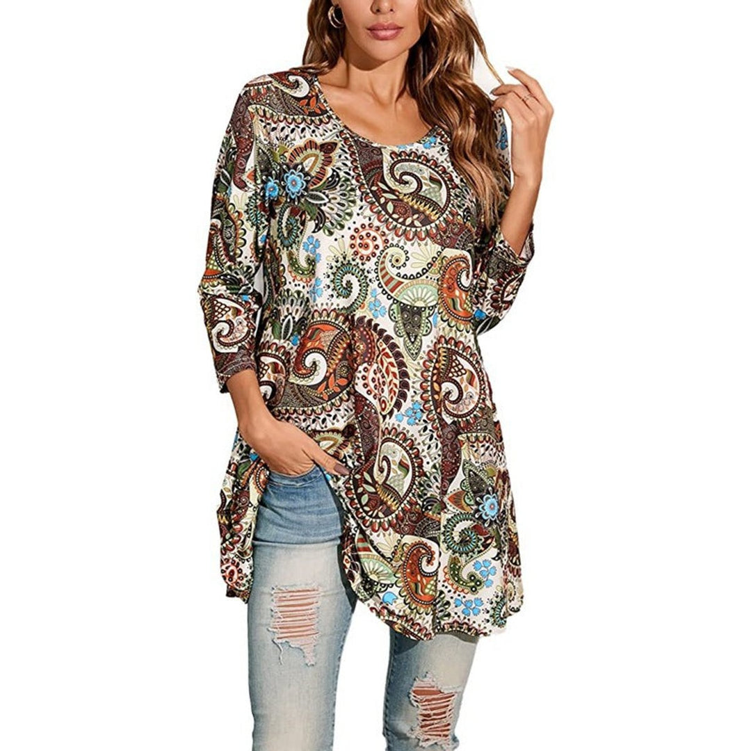 Effortless Paisley Print Tunic Top for Women with Scoop Neck Elbow Sleeve Flowy Swing Bohemian Style